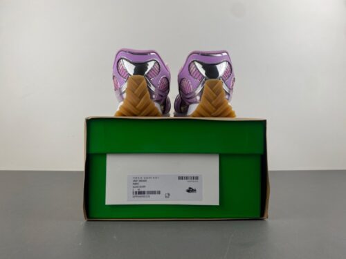 Alternative view of Bottega Veneta