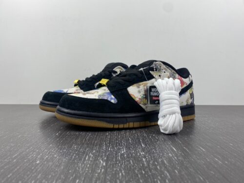 Dunk SB Supreme × Nike Dunk Low “Rammellzee”