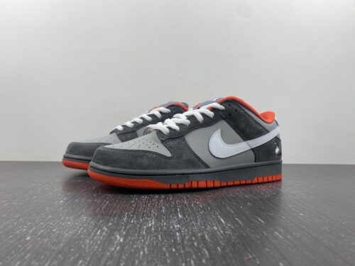 Nike SB Dunk Low Gray Pigeon