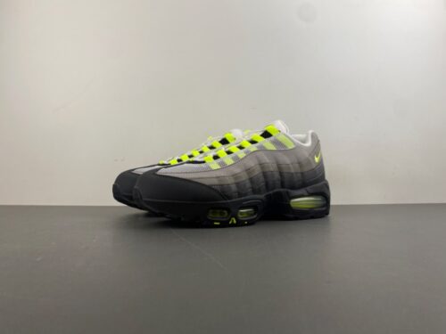 Nike Air Max 95 OG “Neon”