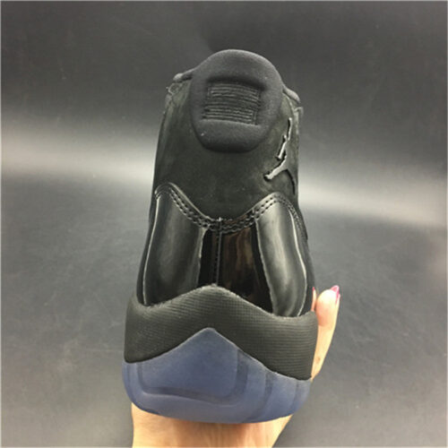 Alternative view of Air Jordan 11 “Cap and Gown”