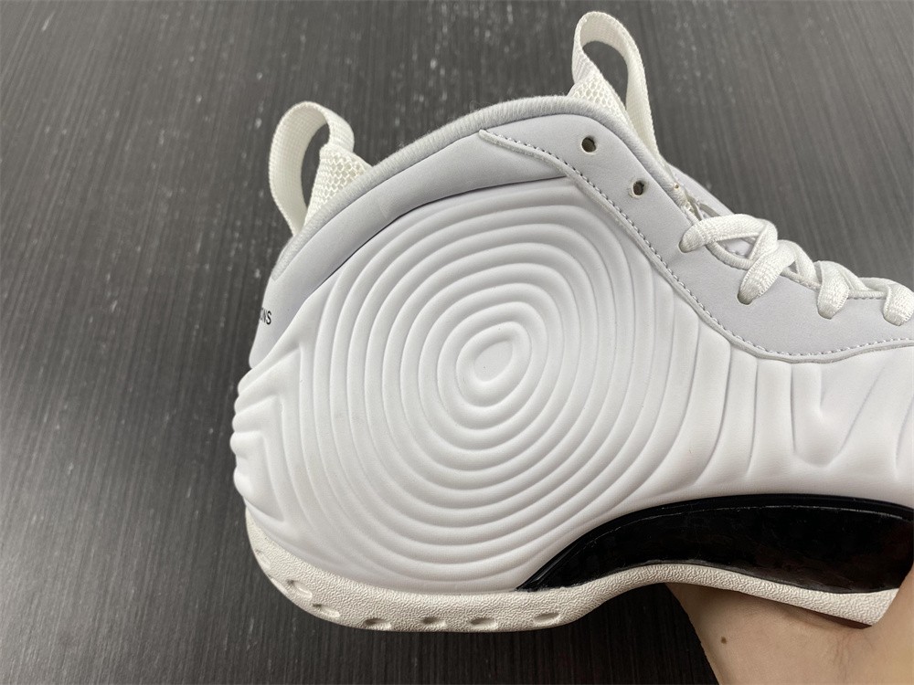 CDG x Nike Air Foamposite One White - Image 12