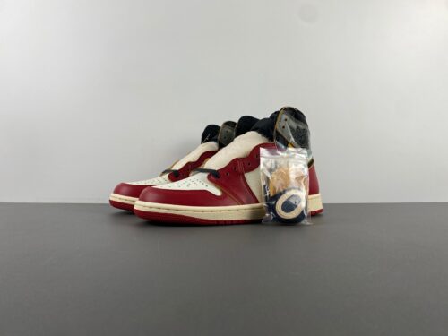 Union x Air Jordan 1 High OG “I’m Back”