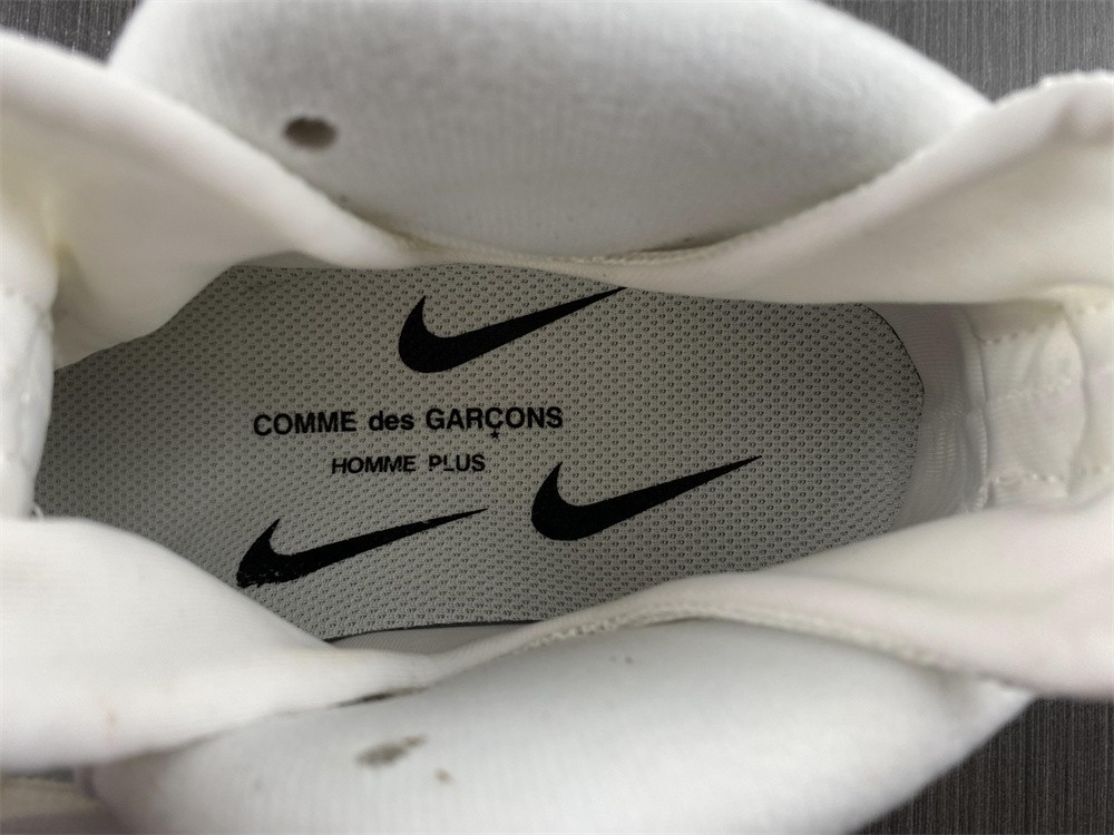 CDG x Nike Air Foamposite One White - Image 16