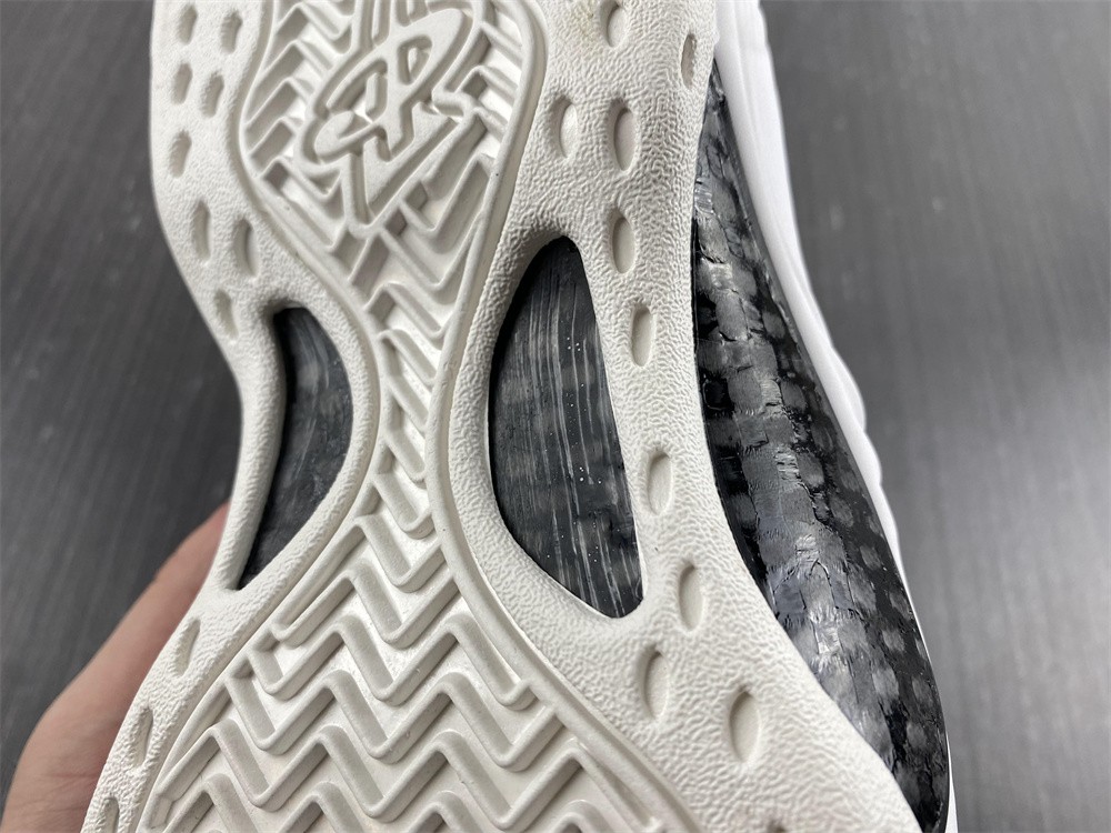 CDG x Nike Air Foamposite One White - Image 19