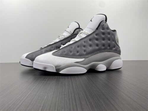 Air Jordan 13 “Atmosphere Grey”