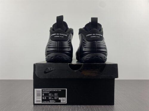 Alternative view of CDG x Nike Air Foamposite One Black