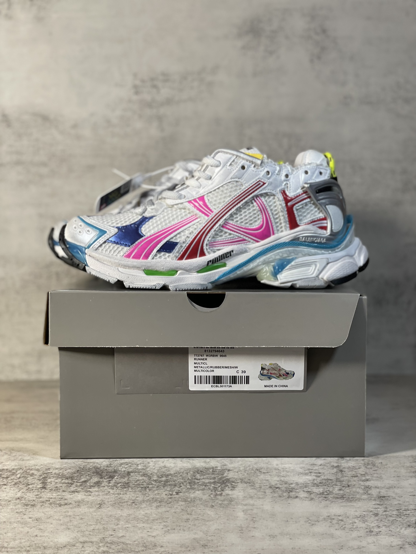 Balenciaga - Image 10