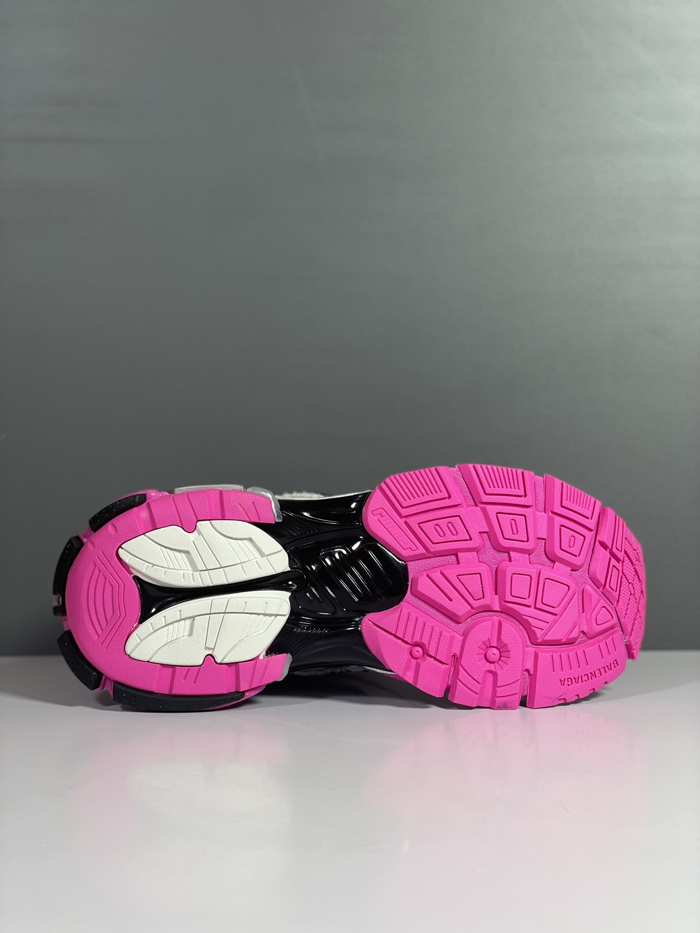 Balenciaga - Image 5