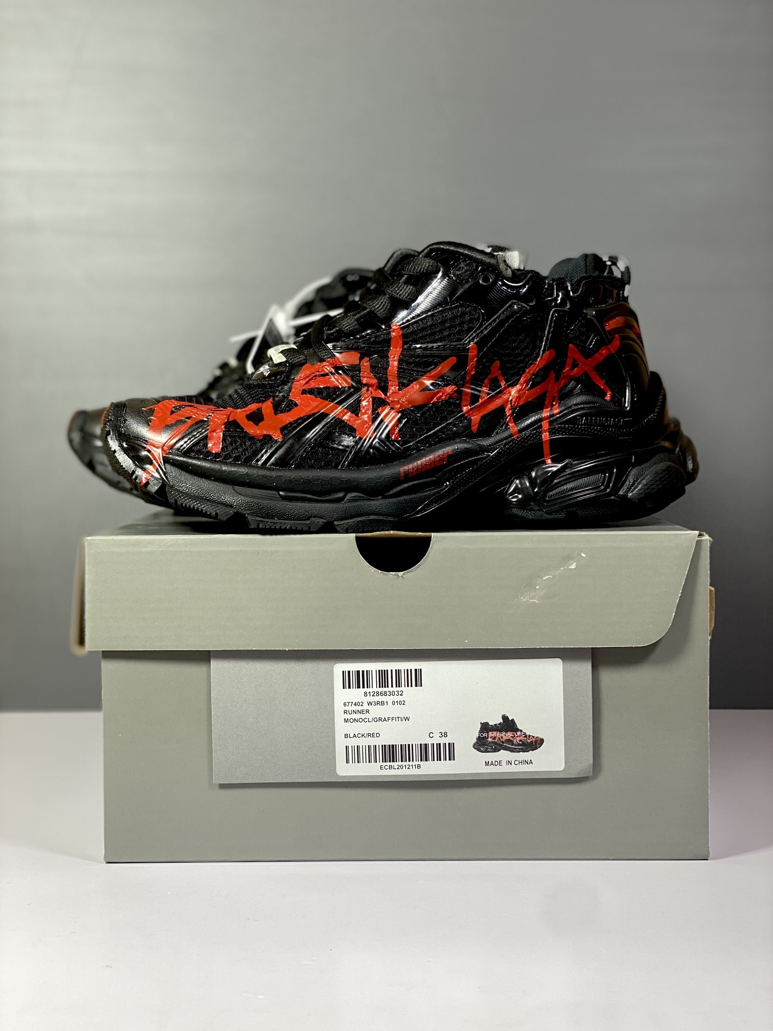 Balenciaga - Image 10