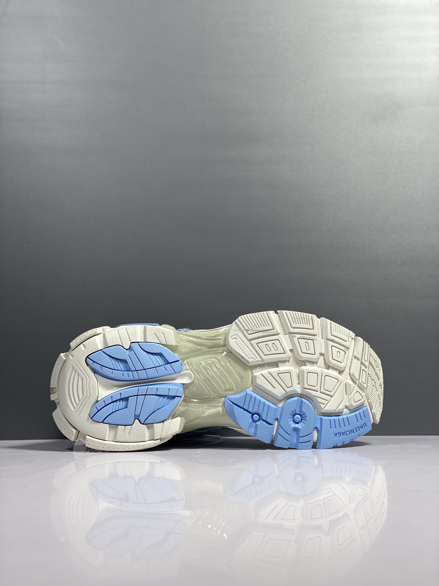 Balenciaga - Image 5