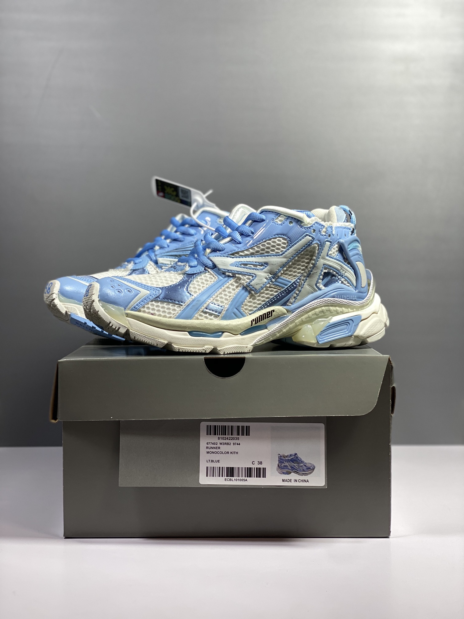 Balenciaga - Image 10