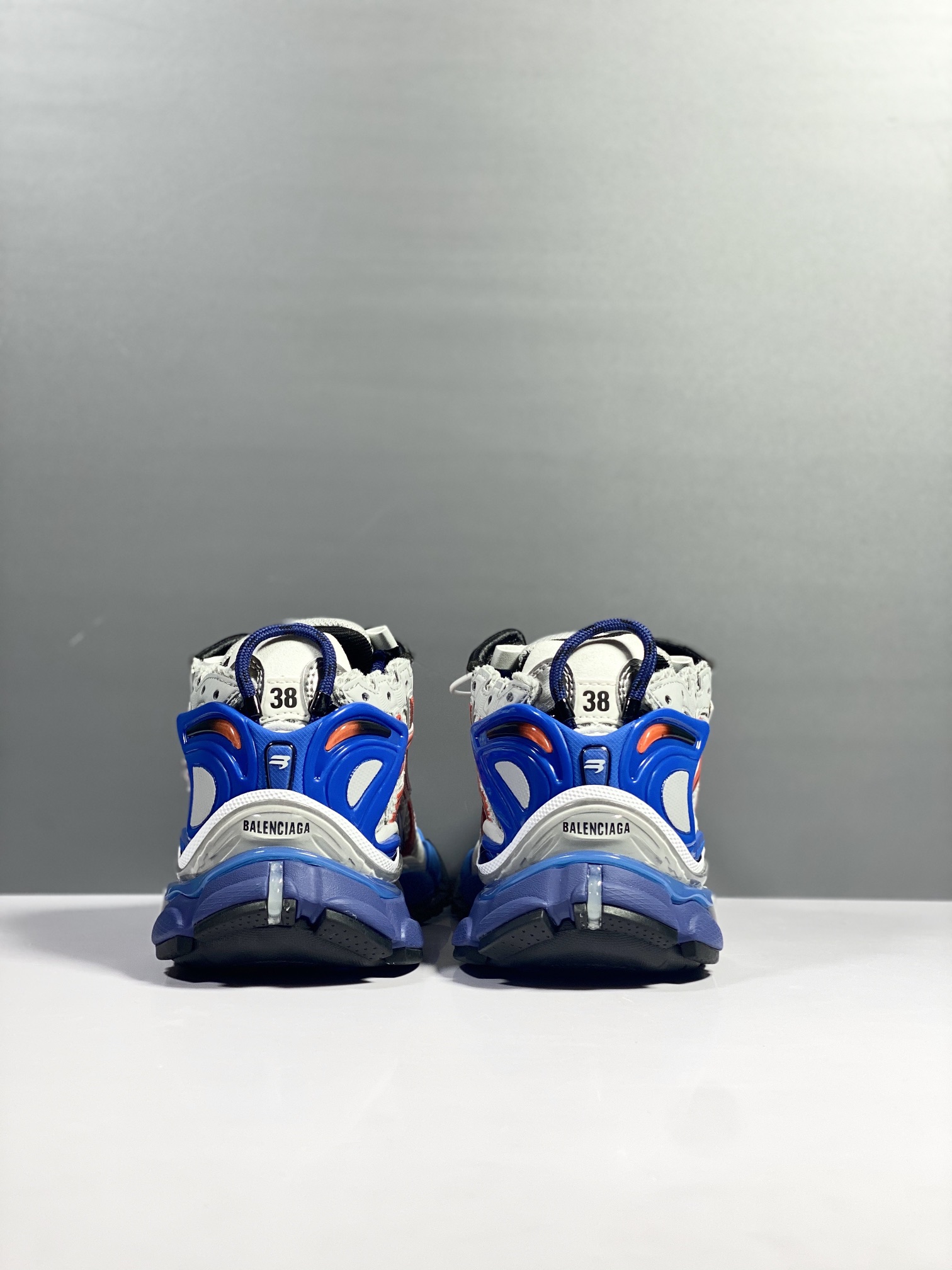 Balenciaga - Image 7