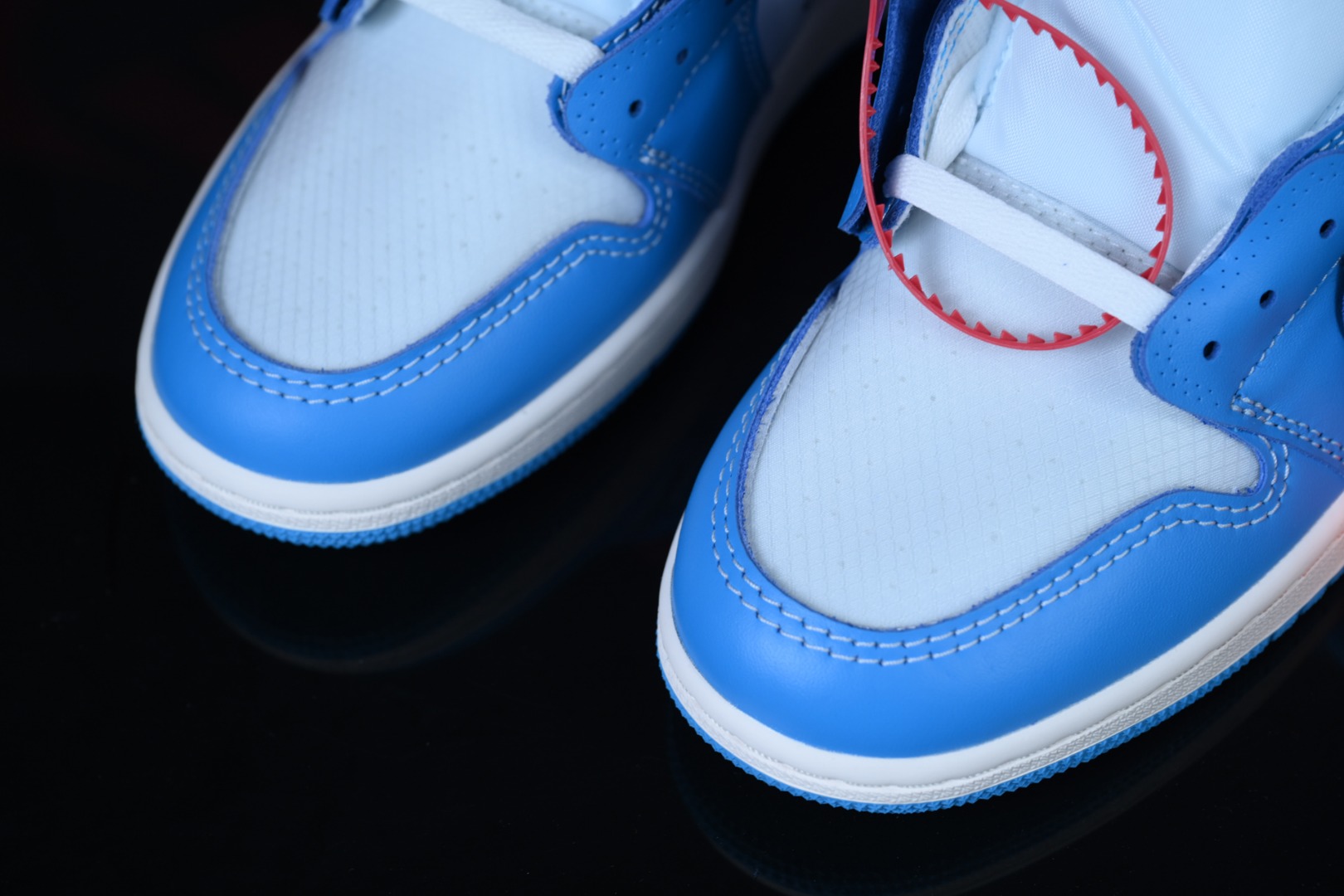 Off-White x Air Jordan 1 Retro High OG 'UNC' - Image 9