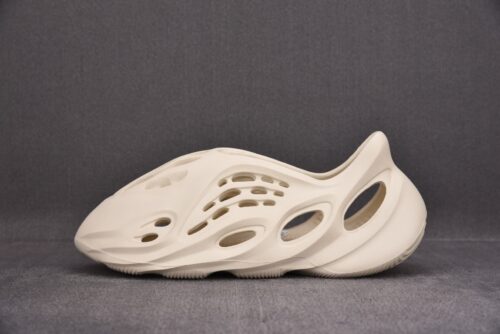 adidas Yeezy Foam Runner “Sand”