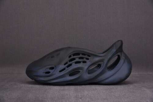 adidas Yeezy Foam Runner “Mineral Blue”