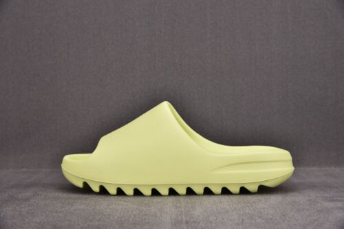 adidas Yeezy Slide “Glow Green”