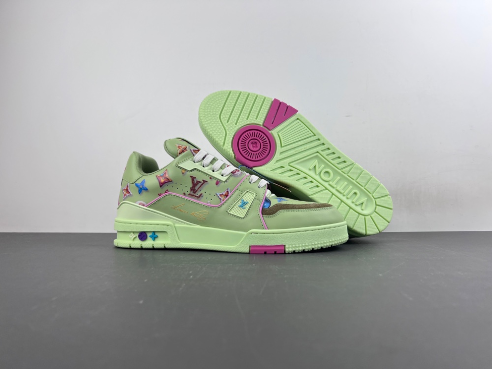 Louis Vuitton - Image 4