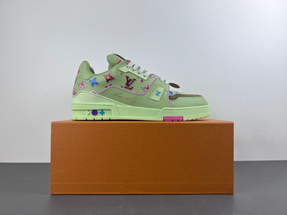 Louis Vuitton - Image 7
