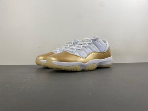 Air Jordan 11 Low “Mother’s Day”