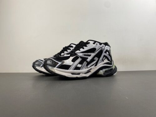Balenciaga LED