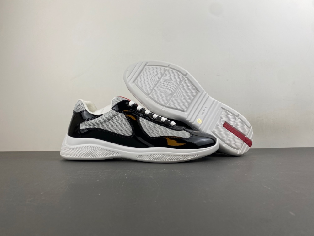 Prada - Image 3