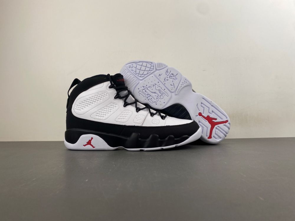 Air Jordan 9 OG “Space Jam” - Image 4