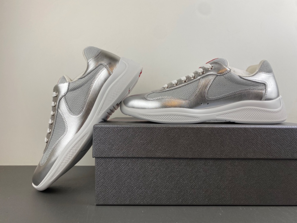 Prada - Image 6
