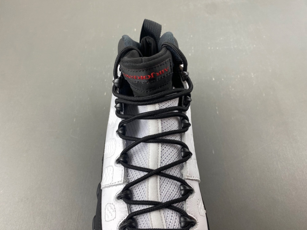 Air Jordan 9 OG “Space Jam” - Image 10