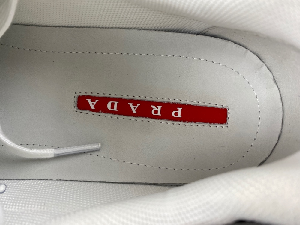 Prada - Image 12