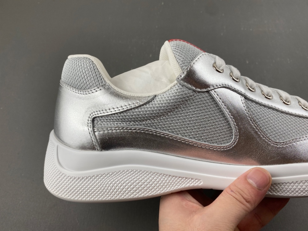 Prada - Image 12