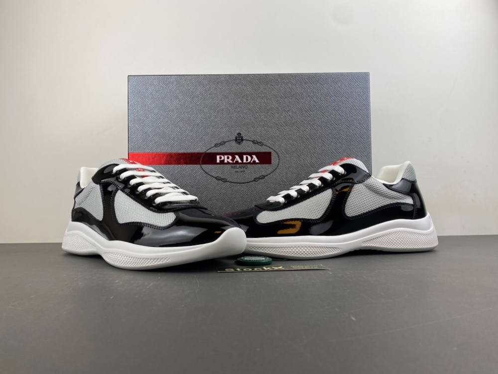 Prada - Image 14