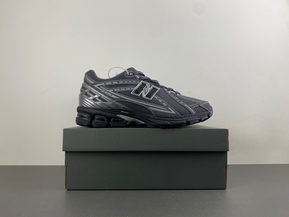 New Balance 1906 - Image 15