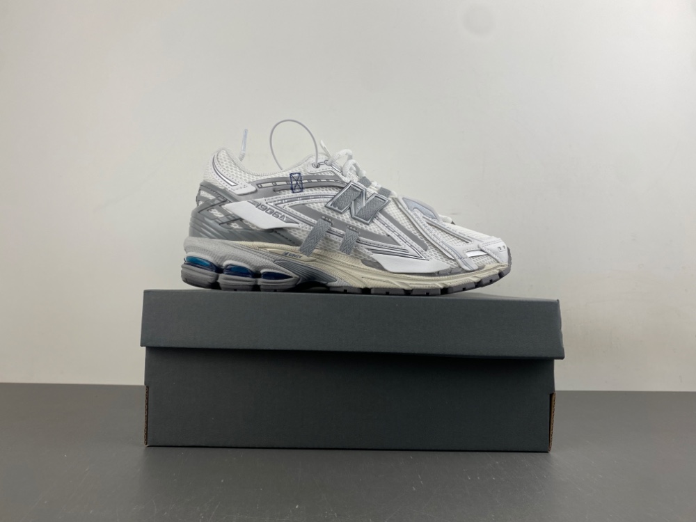 New Balance 1906 - Image 15