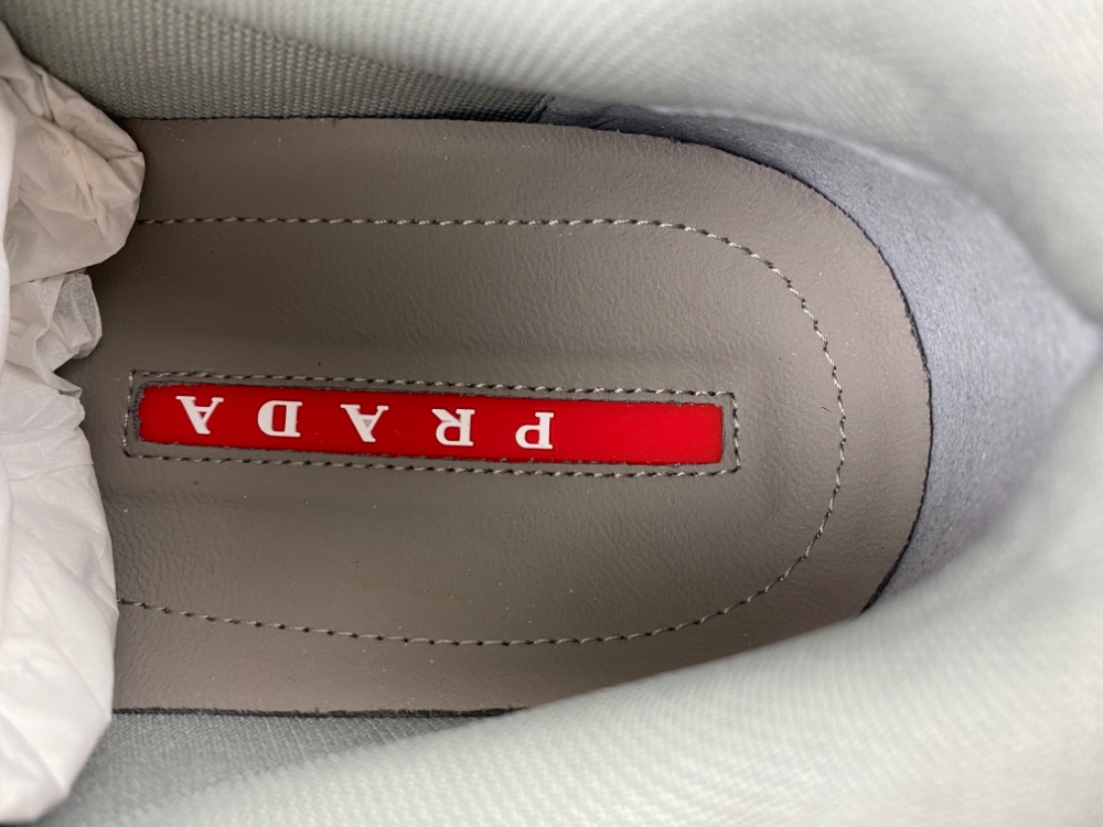 Prada - Image 17