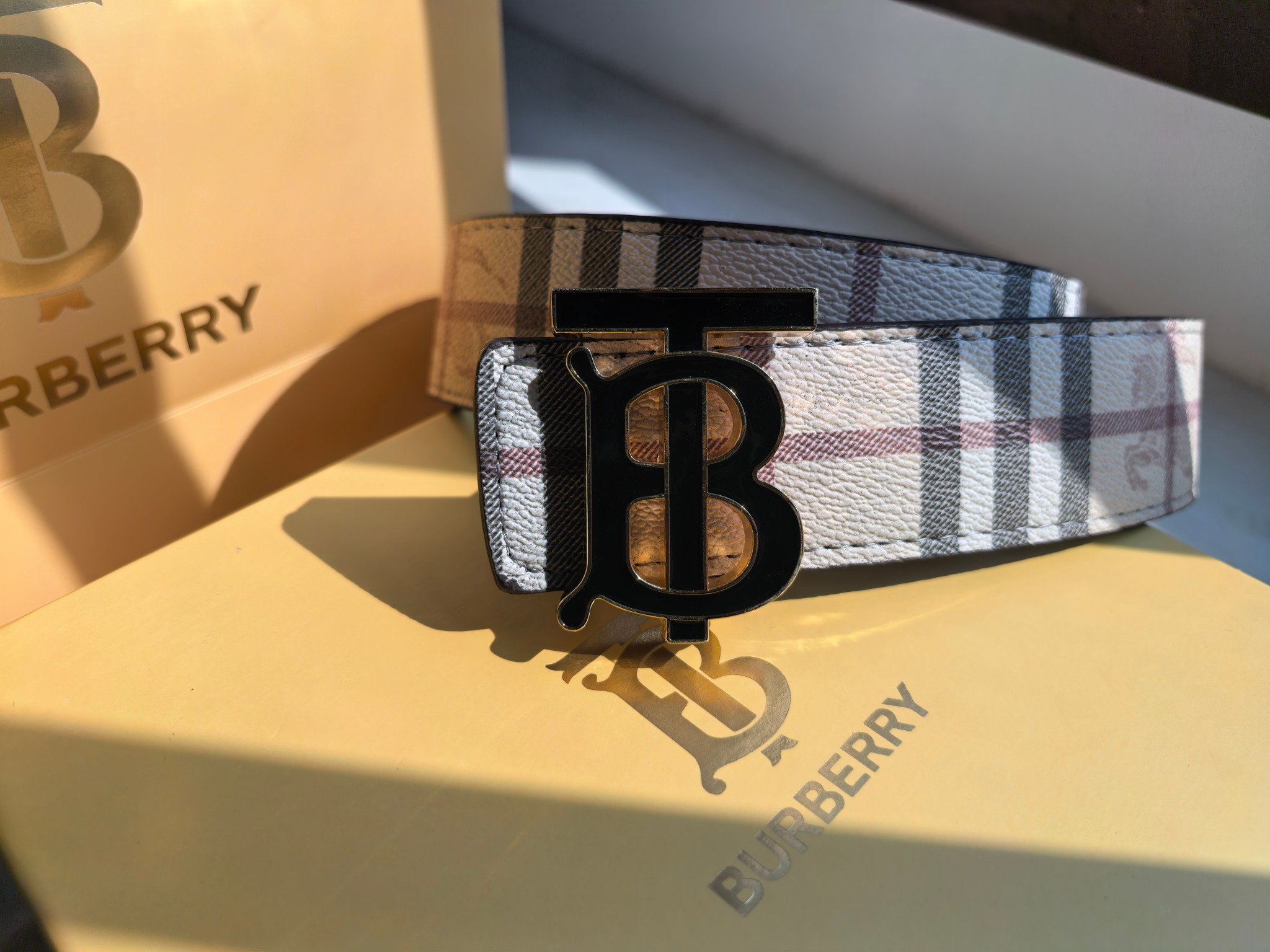 BURBERRY - Image 4