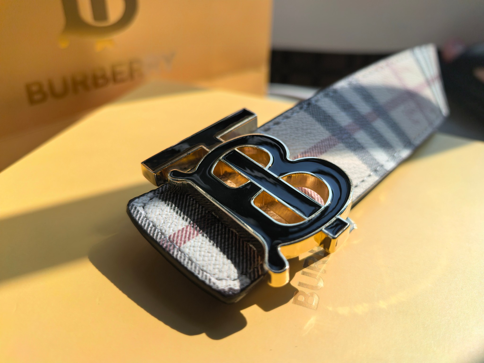 BURBERRY - Image 6