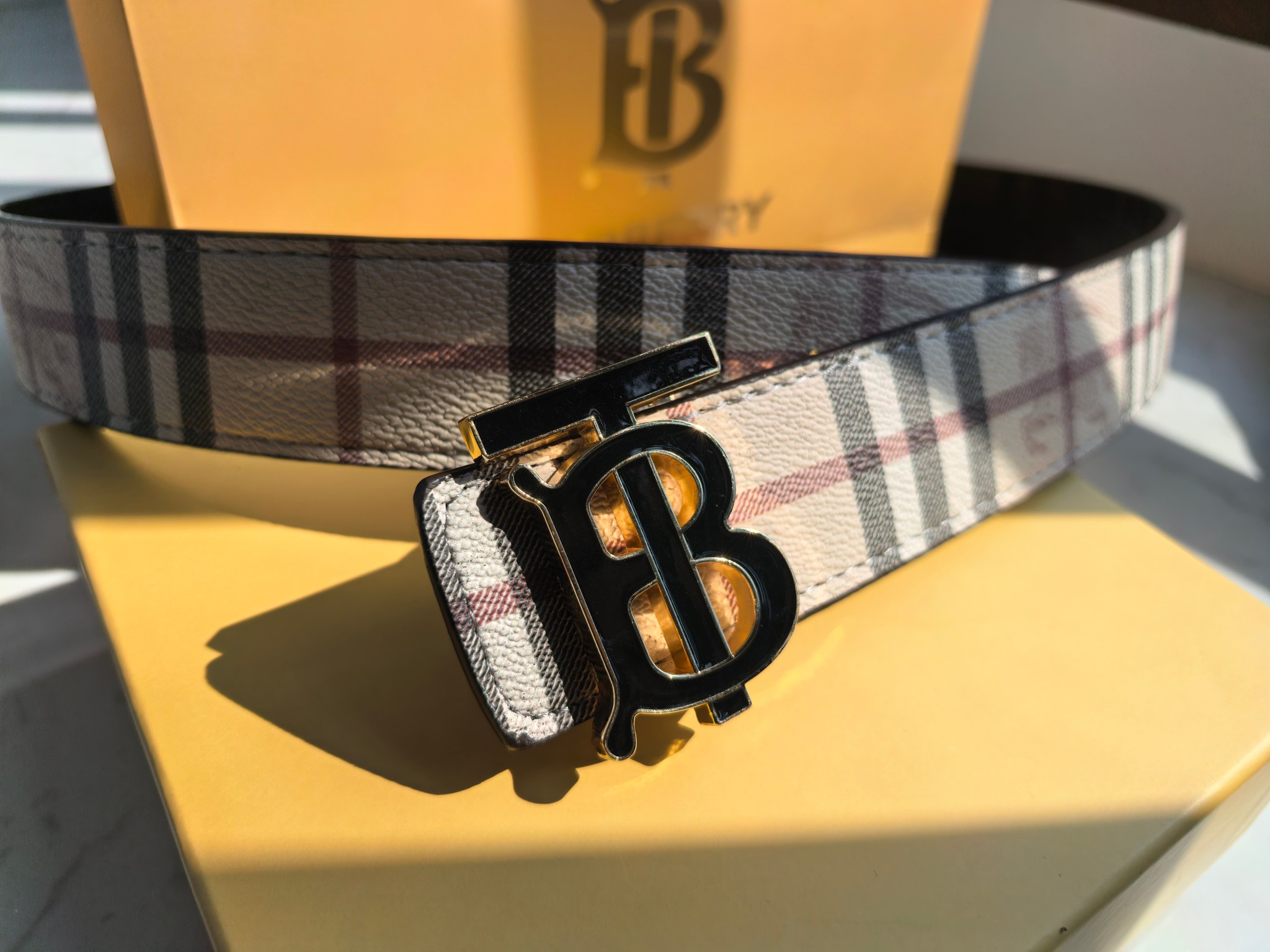 BURBERRY - Image 7