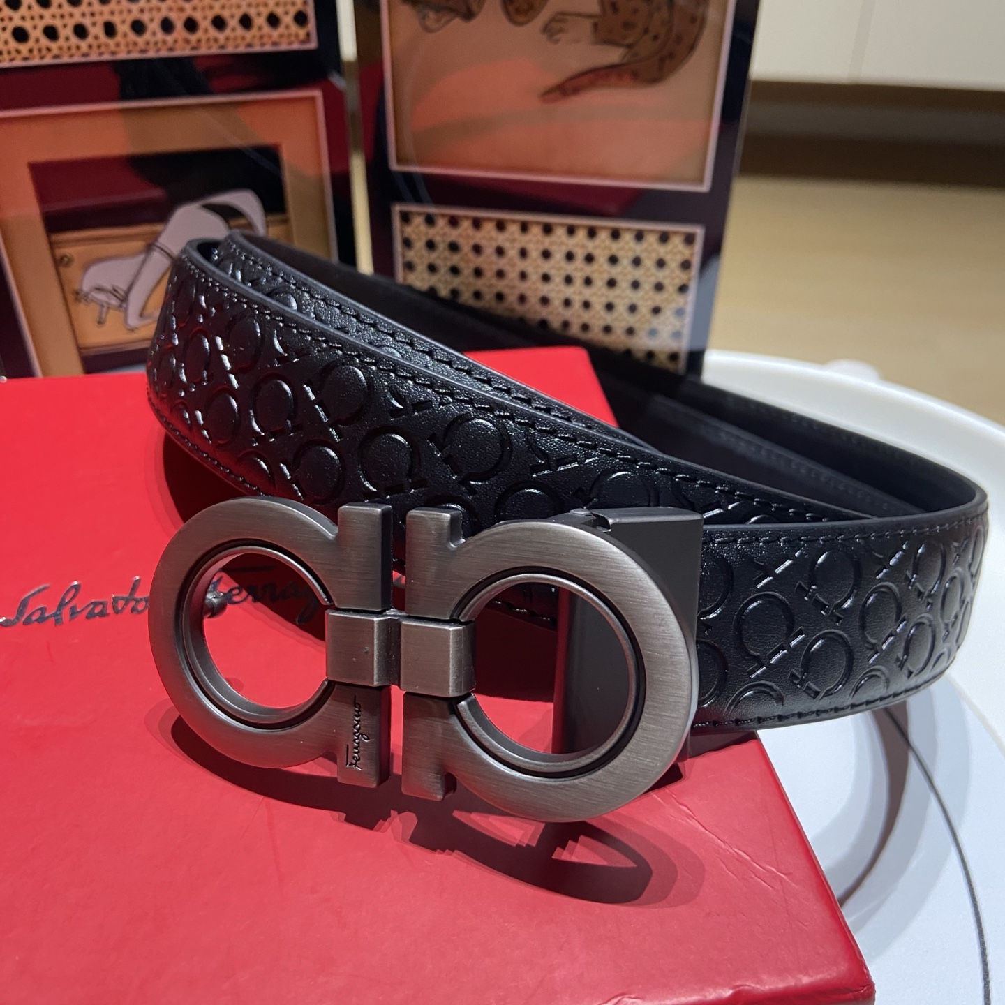 Ferragamo - Image 4