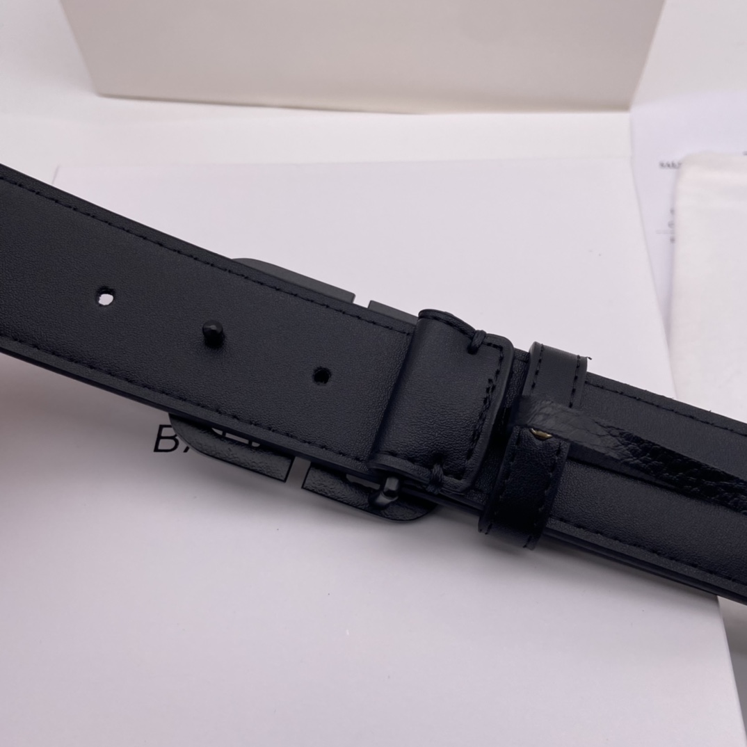 Balenciaga - Image 8