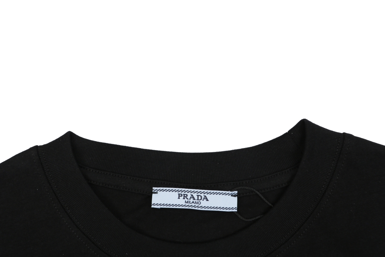 Prada - Image 3