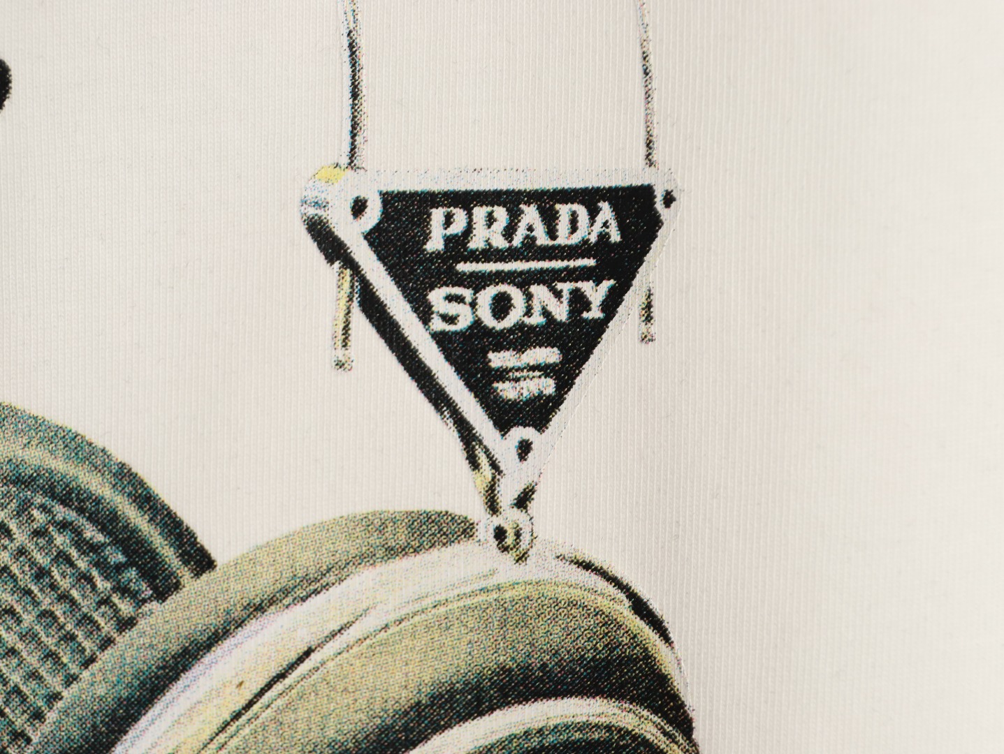 Prada - Image 9
