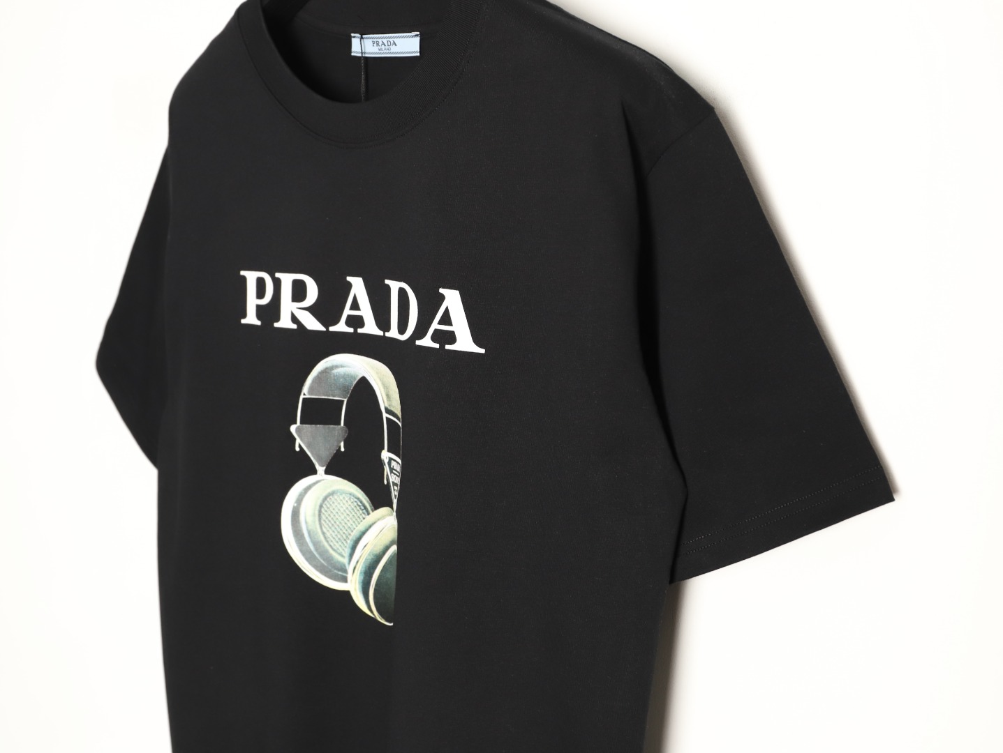 Prada - Image 4