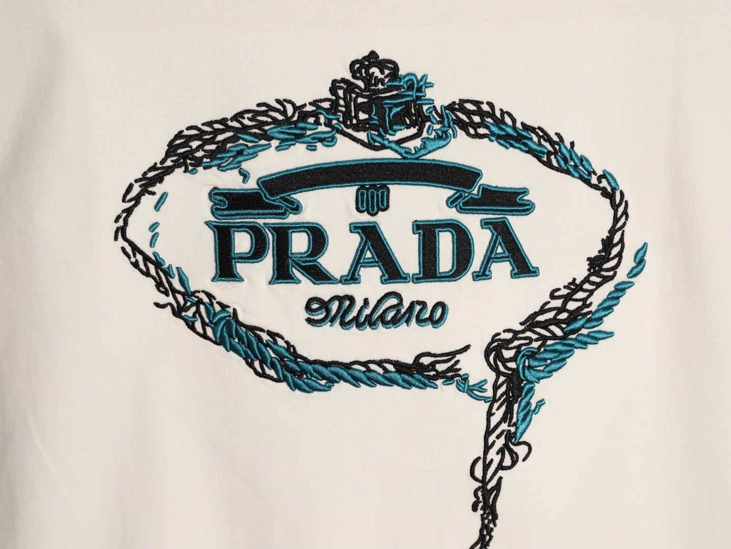 Prada - Image 5