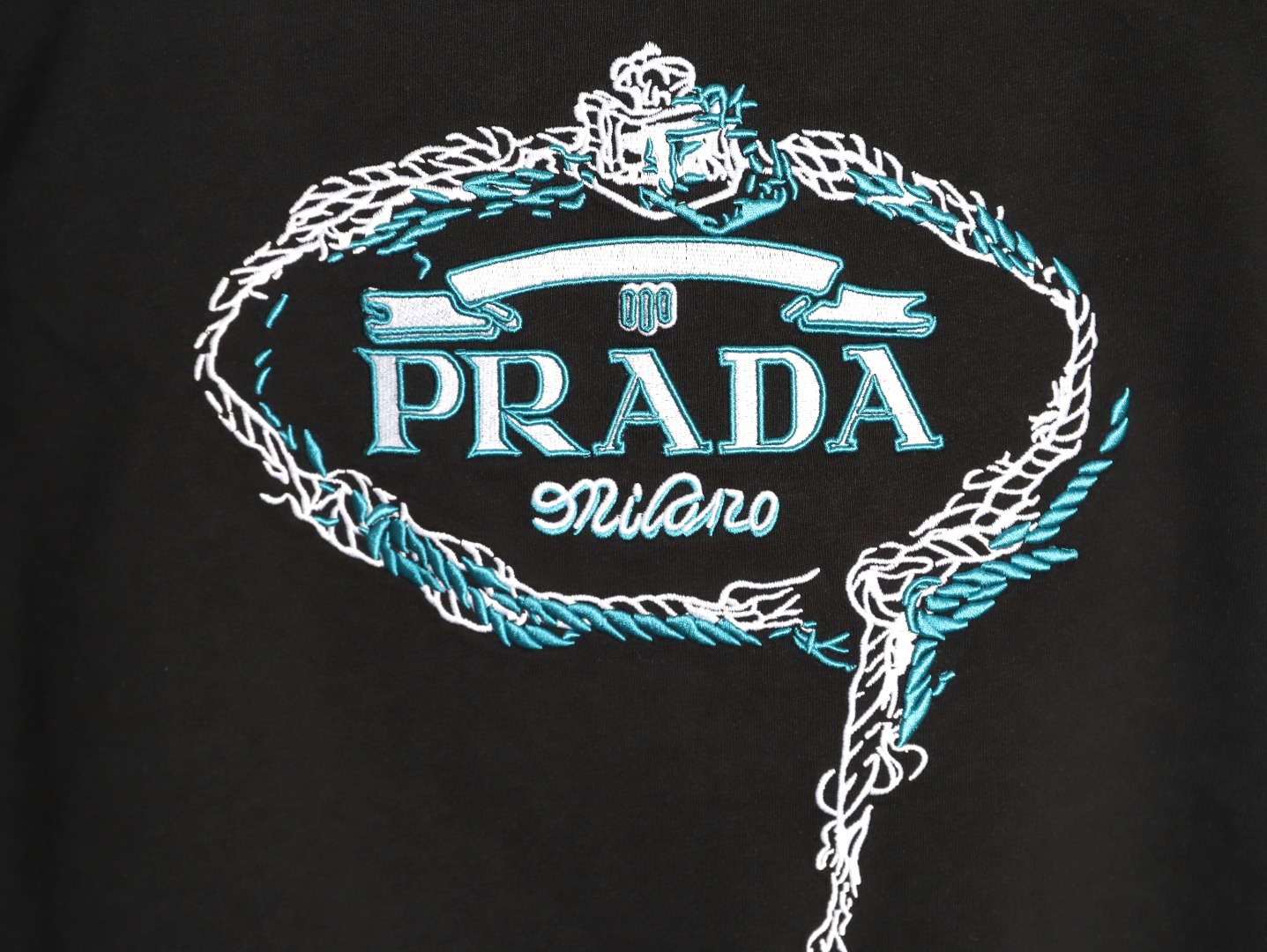 Prada - Image 5