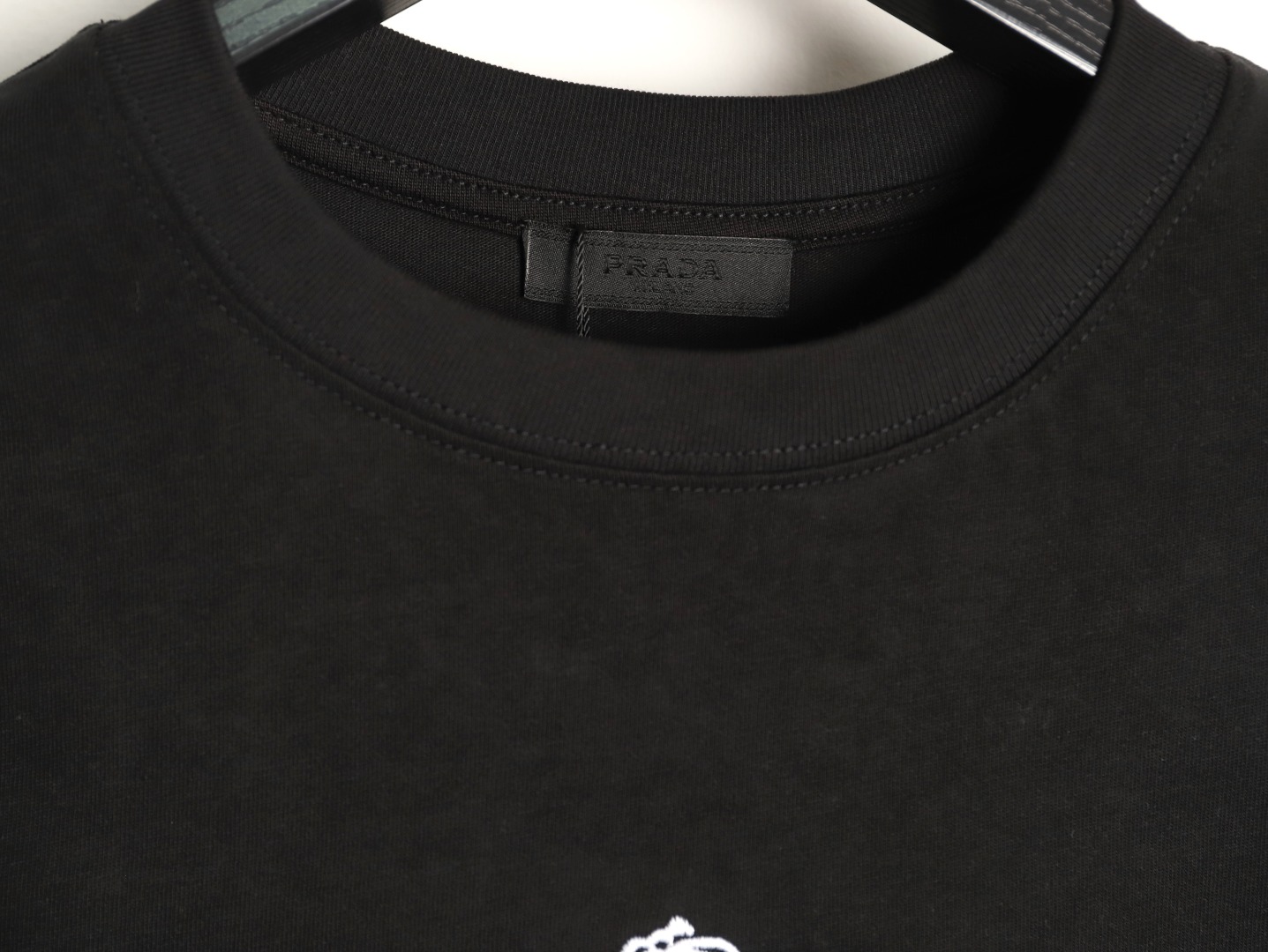 Prada - Image 6