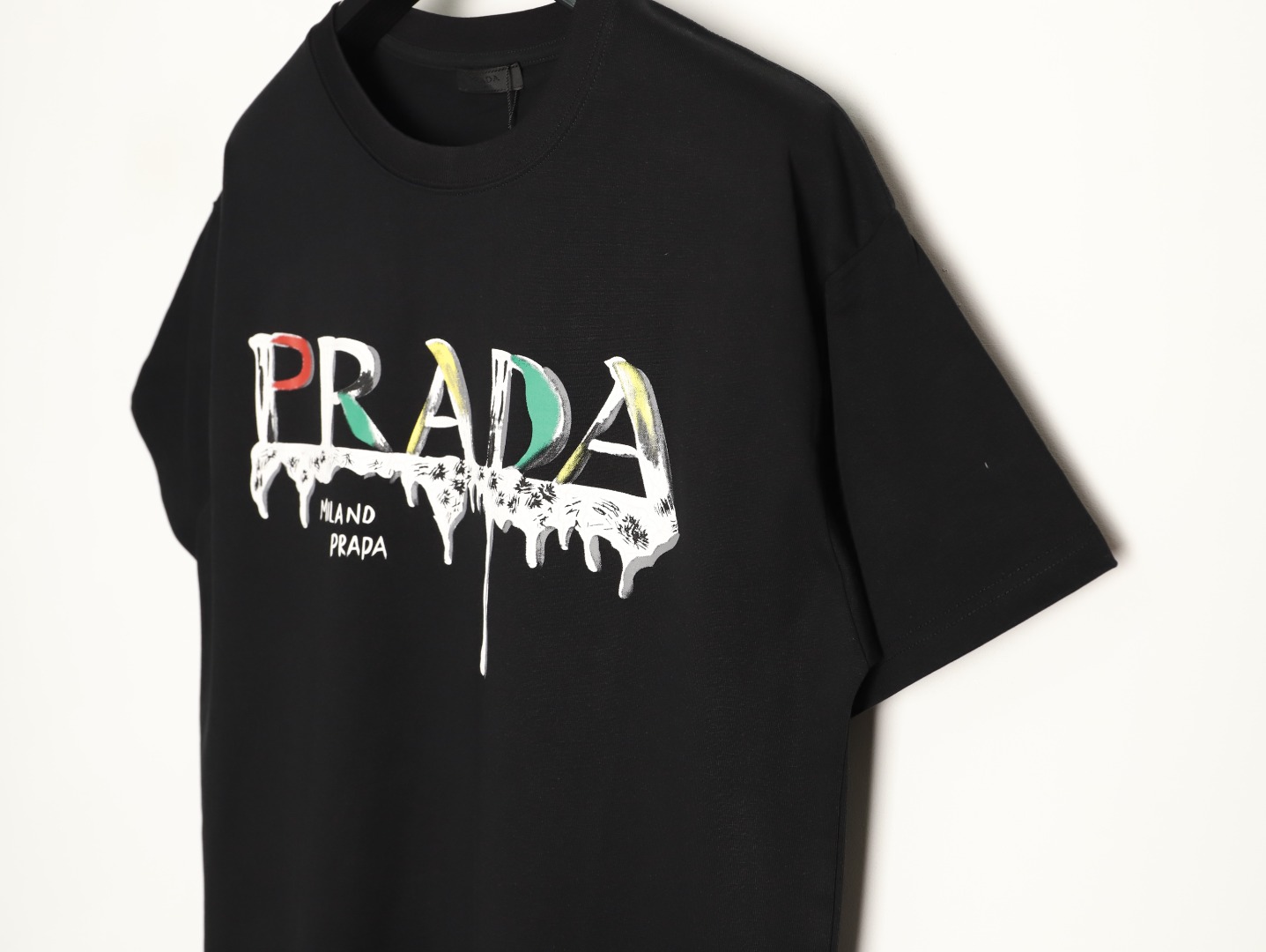 Prada - Image 4