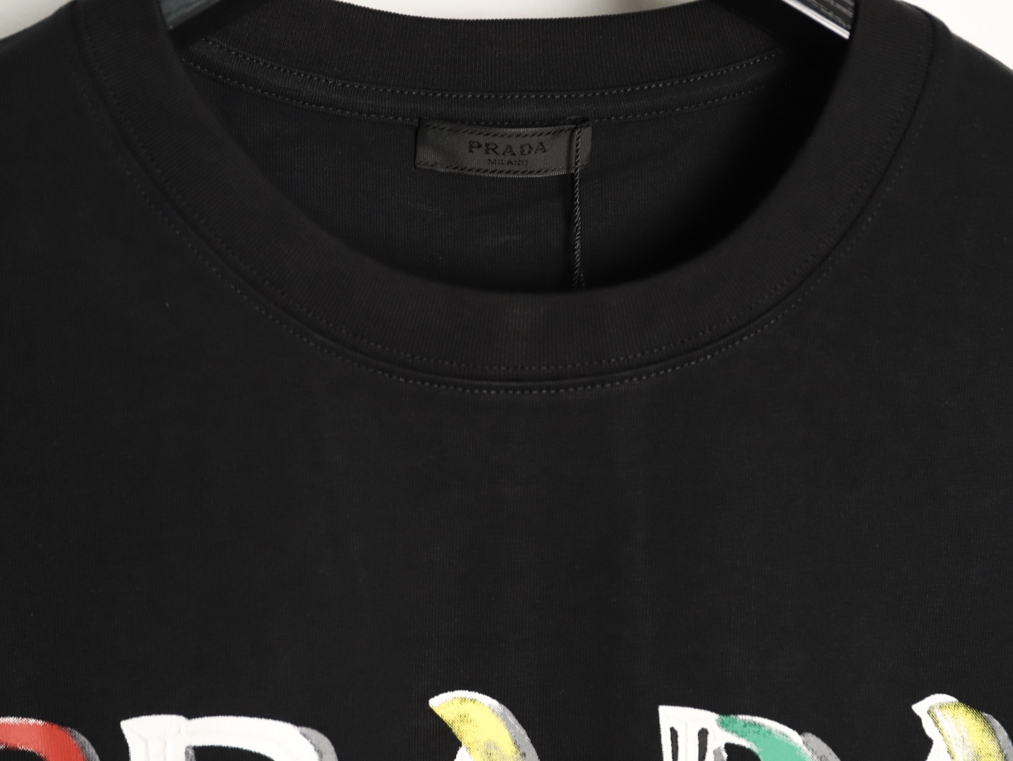 Prada - Image 6