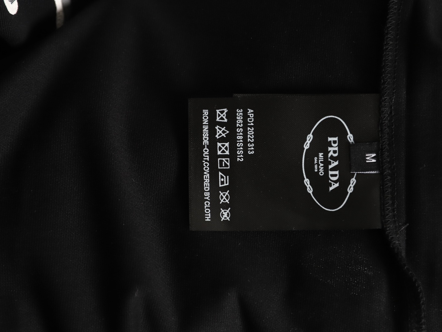 Prada - Image 10