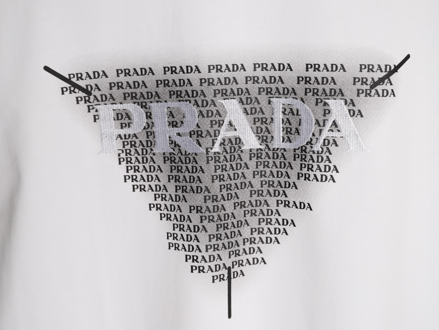 Prada - Image 10